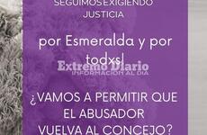 Imagen de Manifestaci&oacute;n en las puertas del Concejo