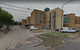 La v&iacute;ctima fue hallada en el pasillo del fonavi. (Google Street View)
