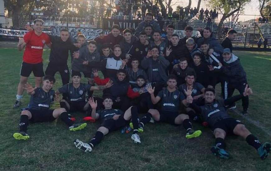 Imagen de Sub 21: Uni&oacute;n elimin&oacute; a Athletic y pas&oacute; a semifinales