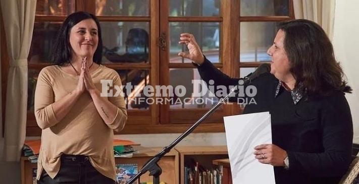 Imagen de Se present&oacute; la muestra de la artista Ana Victoria Acosta en la Biblioteca Popular
