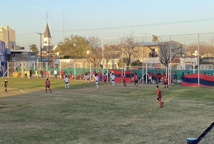 Imagen de Talleres y Central Argentino empataron 0 a 0 en la ida de los Cuartos de Final