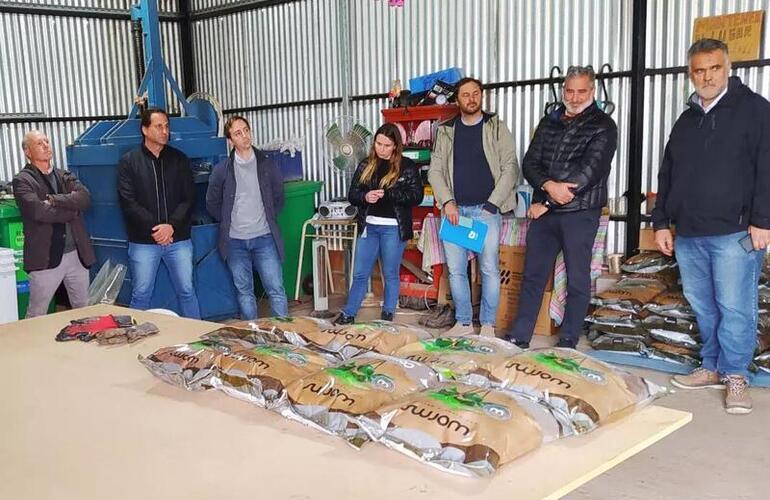 Los acuerdos constan de donaciones de compost para arbolado público y tareas de forestación.