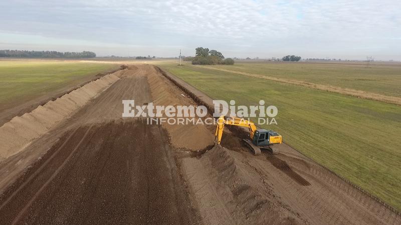 Imagen de Avanza la pavimentaci&oacute;n de la ruta 10-S entre Villa Constituci&oacute;n y Theobald