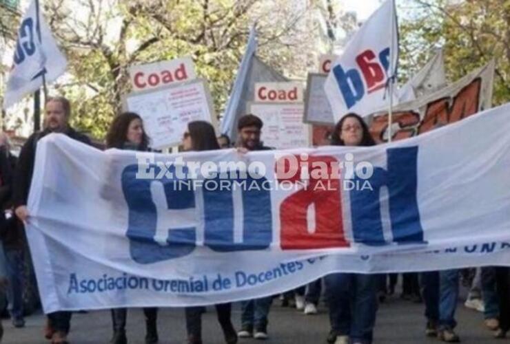 Imagen de Sin clases en la UNR: docentes inician este jueves doble jornada de paro con frazadazo y feria