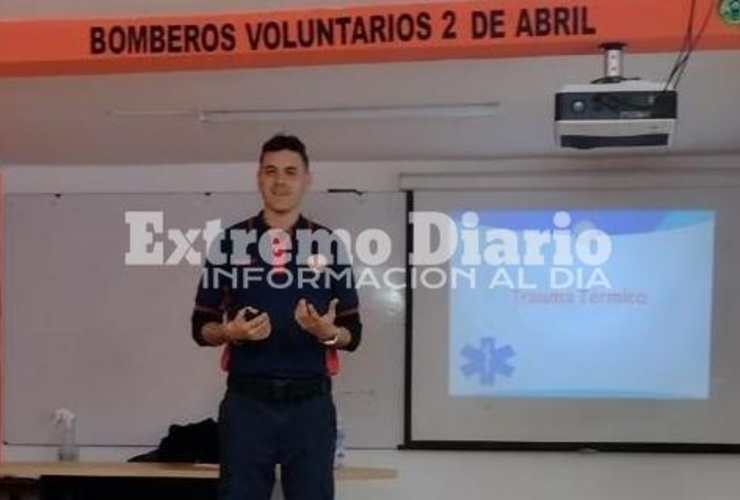 Imagen de Santiago Paladini fue convocado como instructor en un curso de socorrismo en Ushuaia