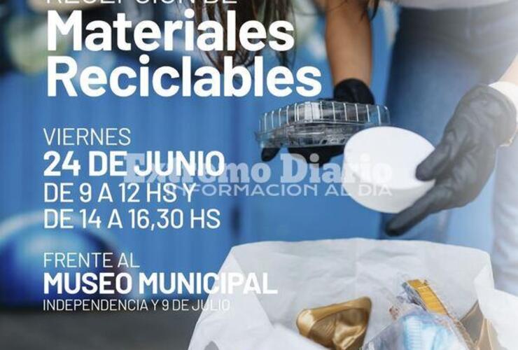 Imagen de Recepción de materiales reciclables frente al Museo