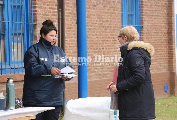 Imagen de Nueva jornada de recepción de materiales reciclables frente al Museo