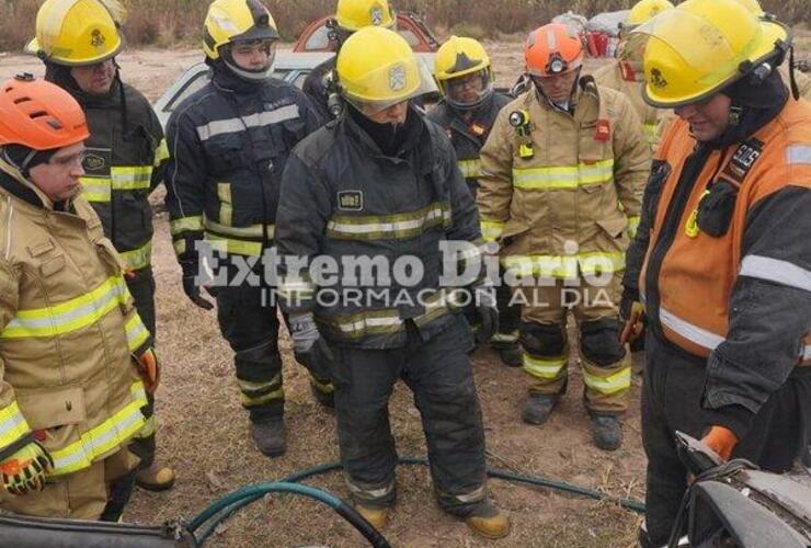 Imagen de El cuartel de bomberos fue sede del Curso Regional Nº86 para ascensos