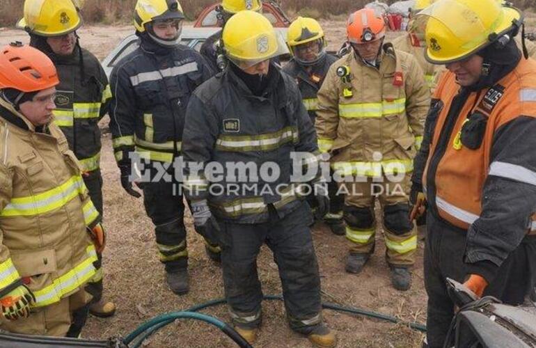 Imagen de El cuartel de bomberos fue sede del Curso Regional Nº86 para ascensos