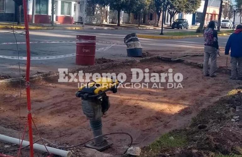 Imagen de Fighiera: Bacheo en San Martín y Ameghino