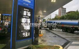 Imagen de El gasoil est&aacute; m&aacute;s caro y advierten por un posible aumento de las naftas.