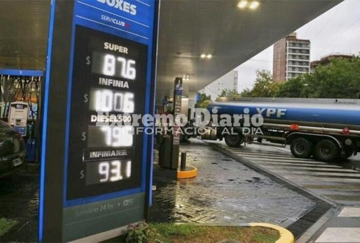 Imagen de El gasoil está más caro y advierten por un posible aumento de las naftas.