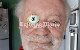 Imagen de Es tuerto y tuvo que usar un ojo de �Monsters Inc� para poder registrarse en la app �Mi Argentina� porque no hab&iacute;a personal humano para atenderlo.