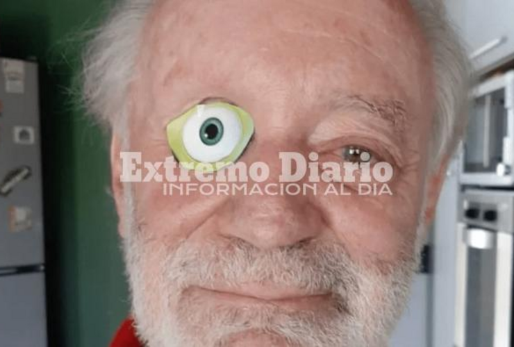 Imagen de Es tuerto y tuvo que usar un ojo de Monsters Inc para poder registrarse en la app Mi Argentina porque no había personal humano para atenderlo.