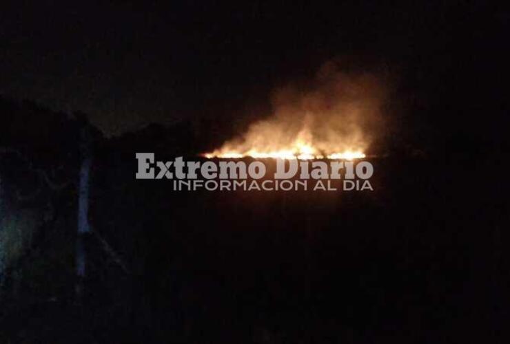 Imagen de Incendio en un campo en Fighiera