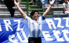 Imagen de Enviar&aacute;n al espacio un sat&eacute;lite en homenaje a Diego Maradona y tendr&aacute; mensajes de sus fan&aacute;ticos