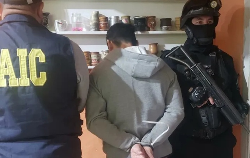 Ya son los detenidos sospechados de haber participado del crimen de las hermanas Estefan&iacute;a y Marianela Gorosito.