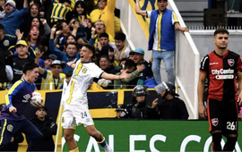 Imagen de El cl&aacute;sico rosarino fue para Central, que venci&oacute; 1 a 0 a Newell �s con gol de V&eacute;liz.