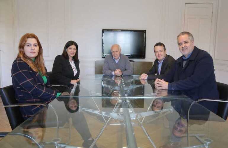 Imagen de Clara Garc&iacute;a con Lavagna y Salvia: �La crisis econ&oacute;mica requiere medidas urgentes para salir de la par&aacute;lisis y reducir su impacto social�