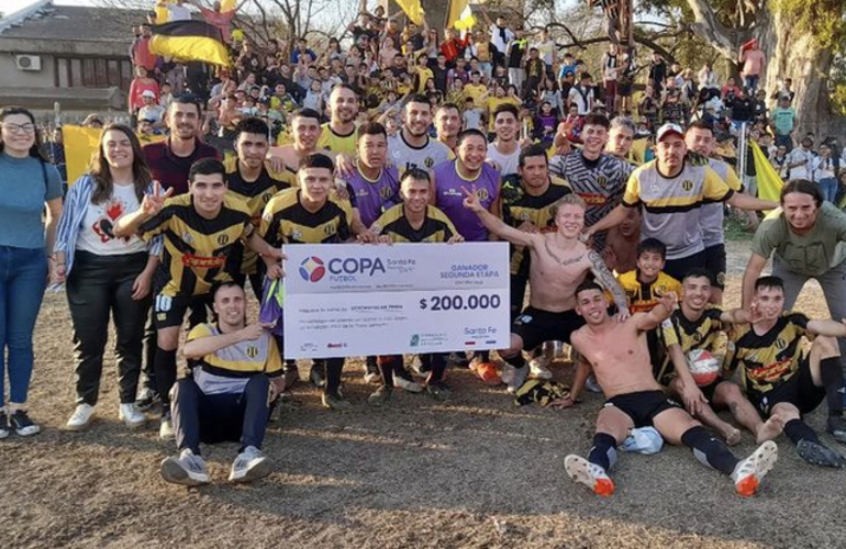 Imagen de Oriental de Rosario derrotó a Riberas del Paraná 2 a 1 y pasó a la tercera fase de la Copa Santa Fe