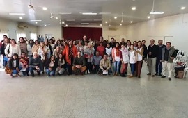 Organizaci&oacute;n. Los equipos directivos se presentaron en una docena de localidades de la provincia. La nueva modalidad se implementar&aacute; en primer t&eacute;rmino en escuelas rurales.