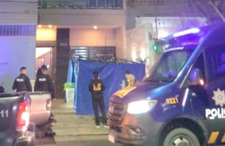 El hombre cayó de un edificio céntrico de Santa Fe. (El Litoral)