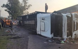 Tanto el camionero como su acompa&ntilde;ante de 38 a&ntilde;os fueron atendidos por lesiones leves. (Reconquista Hoy)