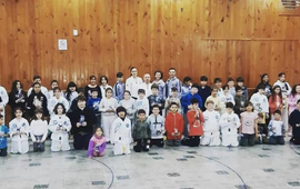 Imagen de Taekwondo: Alumnos de CMAD Arroyo Seco, asistieron con amigos a A.S.A.C. para una jornada de entrenamiento.