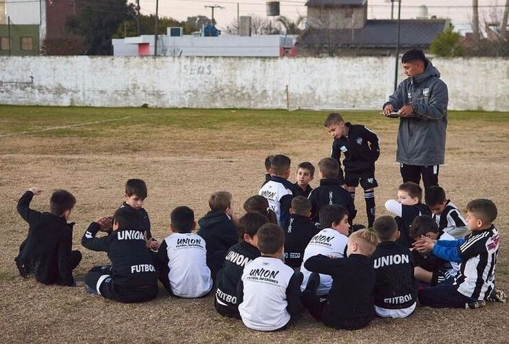 Imagen de Sábado y domingo en Unión, se desarrollará un torneo de fútbol infantil con 50 equipos de la región