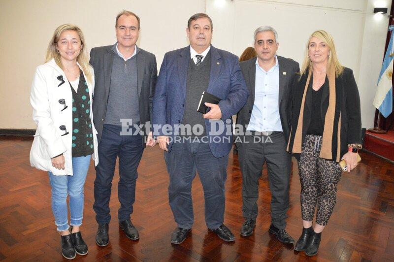 Imagen de Convenio entre la Unr, la Unl, Municipios y Comunas de la regi&oacute;n