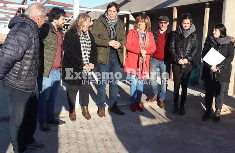 Imagen de Fighiera: La Ministra de Infraestructura de Santa Fe visitó la localidad