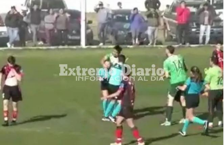 El club Deportivo Garmense de Tres Arroyos decidió suspender de por vida al jugador Cristian Tirone, quien agredió a la árbitra Dalma Cortaldi.