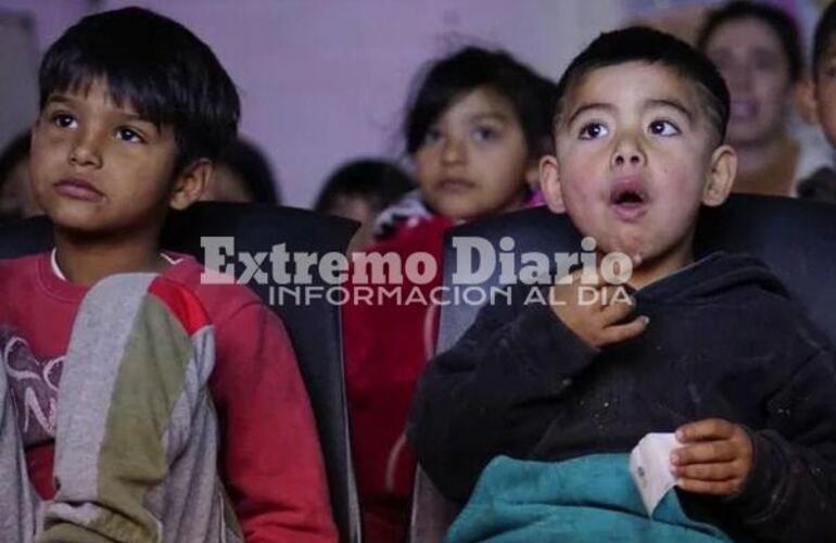 Imagen de Mes de las infancias: Cine en la Copa de Leche