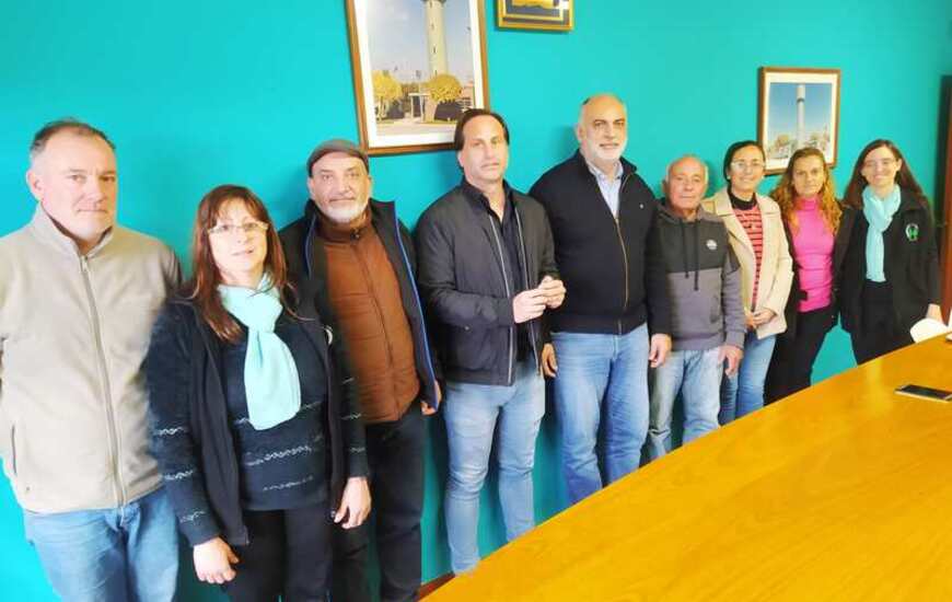 Roberto Meli se puso a disposici&oacute;n de la entidad.