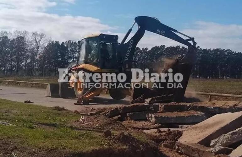 Imagen de Fighiera: Trabajos sobre Av. San Mart&iacute;n