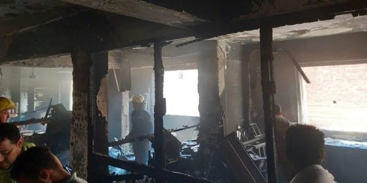 Imagen de Al menos 41 muertos al incendiarse una iglesia en El Cairo