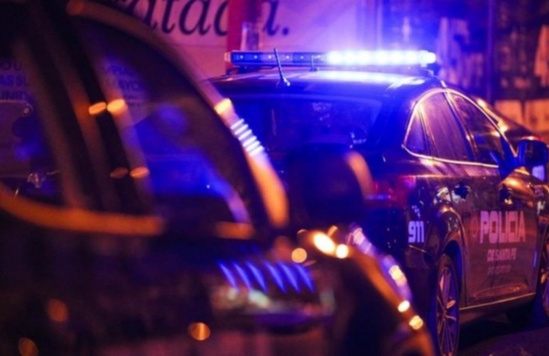 Imagen de M&uacute;ltiples allanamientos en Rosario y la regi&oacute;n: desarticulan un aguantadero y recuperan cinco autos robados