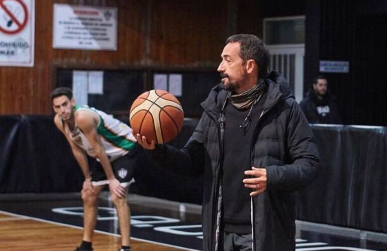 Martín, lleva 22 años como entrenador en Unión.