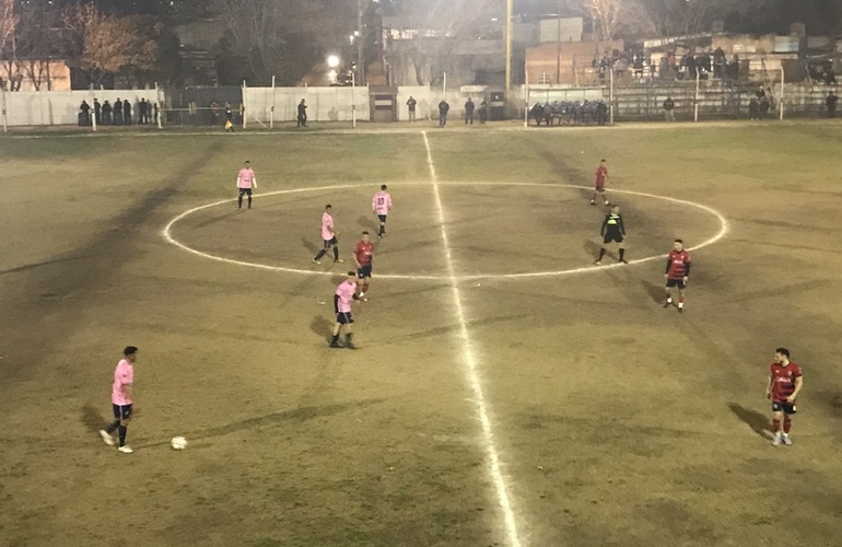 Imagen de 1era División: Porvenir Talleres le ganó 1 a 0 a Talleres con gol de Correa por la fecha 4 del torneo Clausura.