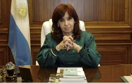 El petitorio fue firmado, entre otros, por Esteban Ferri, Jorge Berti y Jos&eacute; L&oacute;pez.
