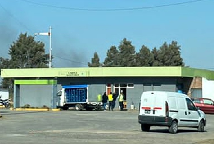 Imagen de Decomisaron bidones de agua en el acceso a la ciudad