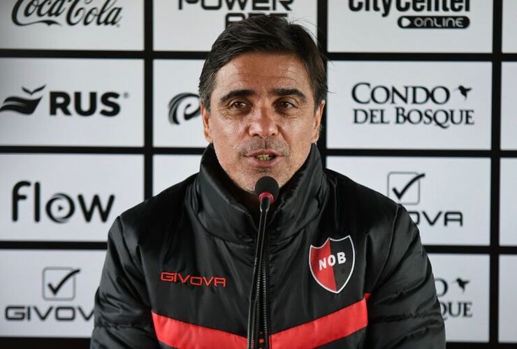 Imagen de Javier Sanguinetti presentó la renuncia como DT de la Primera de Newells