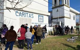 Imagen de C&aacute;ritas decidi&oacute; recortar los bolsones a quienes reciben ayuda de otras instituciones