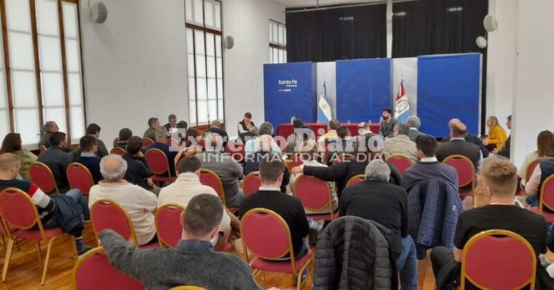 Imagen de Nizar Esper particip&oacute; de la reuni&oacute;n por la Autonom&iacute;a Municipal