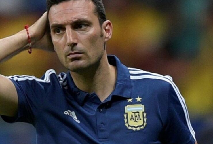 Imagen de Lionel Scaloni tiene tiempo hasta el 21 de octubre para presentar la preselección de 35 jugadores para el mundial