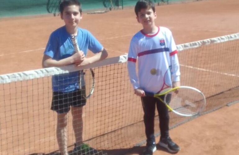 Imagen de En Talleres se desarroll&oacute; la primera instancia de un torneo Sub 10 y Sub 12 donde participaron alrededor de 30 chicos