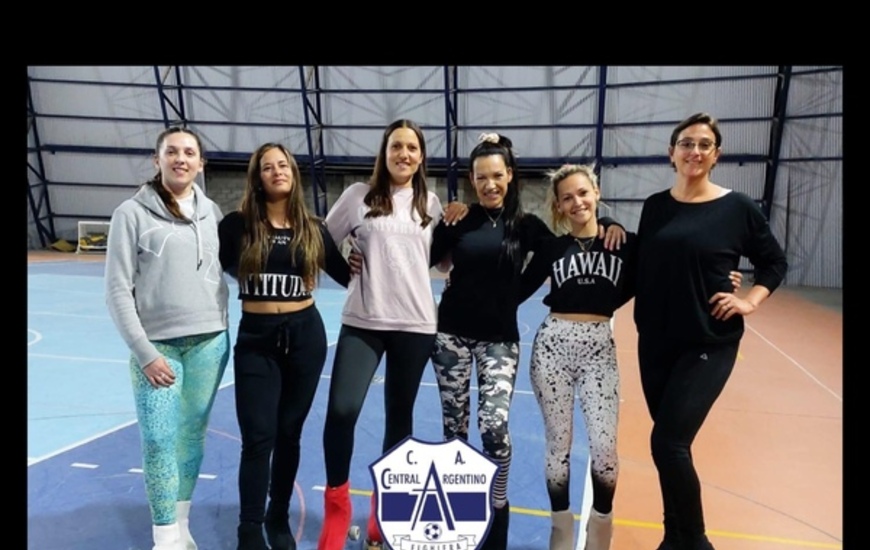 Imagen de Central Argentino de Fighiera, suma clases de Pat&iacute;n para mujeres adultas.