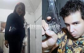 Se conocieron fotos de ambos imputados posando con la que parece ser el arma utilizada para el ataque.