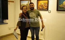 Imagen de Se inaugur&oacute; la muestra art&iacute;stica "Pintando con el coraz&oacute;n" de Graciela Carlucci