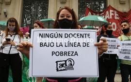 Imagen de Los maestros definen si aceptan la propuesta salarial: hay tres opciones de paro